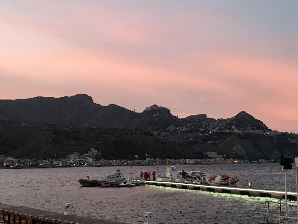 apart hotel Kalaskiso' — Beach in Giardini Naxos, Sicily