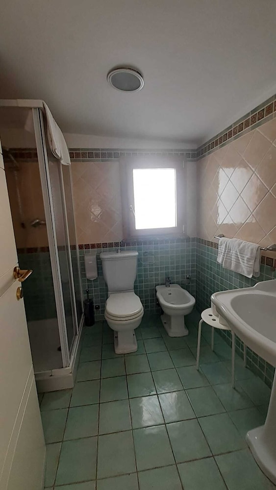 apart hotel Kalaskiso' — Hotel rooms in Giardini Naxos, Sicily