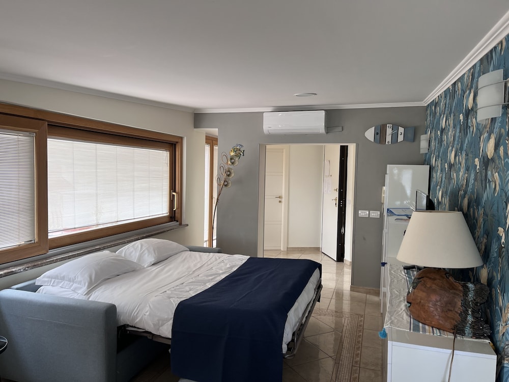 apart hotel Kalaskiso' — Hotel rooms in Giardini Naxos, Sicily