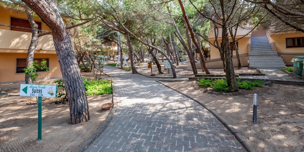 Club Hotel Residence Baiaverde — Hotel building in Valledoria, Sardinia