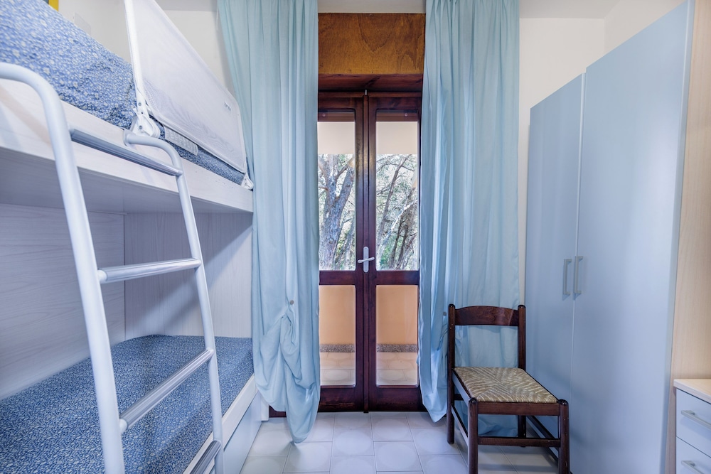 Club Hotel Residence Baiaverde — Hotel rooms in Valledoria, Sardinia