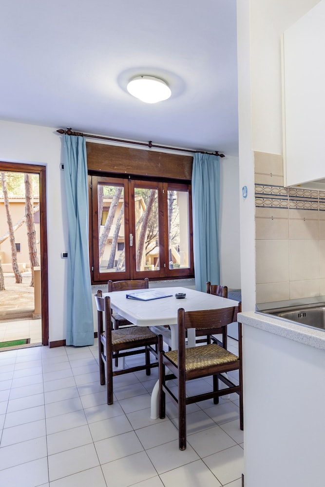 Club Hotel Residence Baiaverde — Hotel rooms in Valledoria, Sardinia