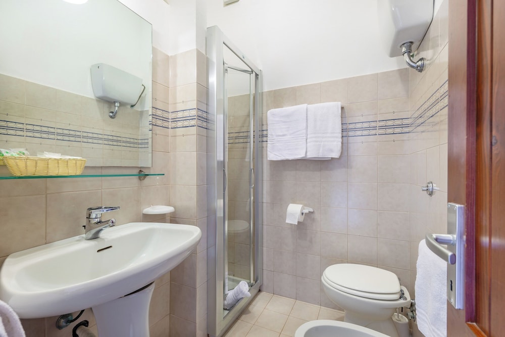 Club Hotel Residence Baiaverde — Hotel rooms in Valledoria, Sardinia