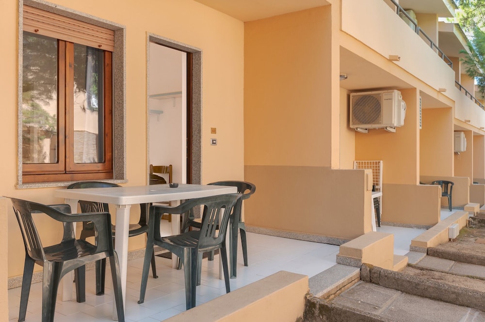 Club Hotel Residence Baiaverde — Hotel building in Valledoria, Sardinia