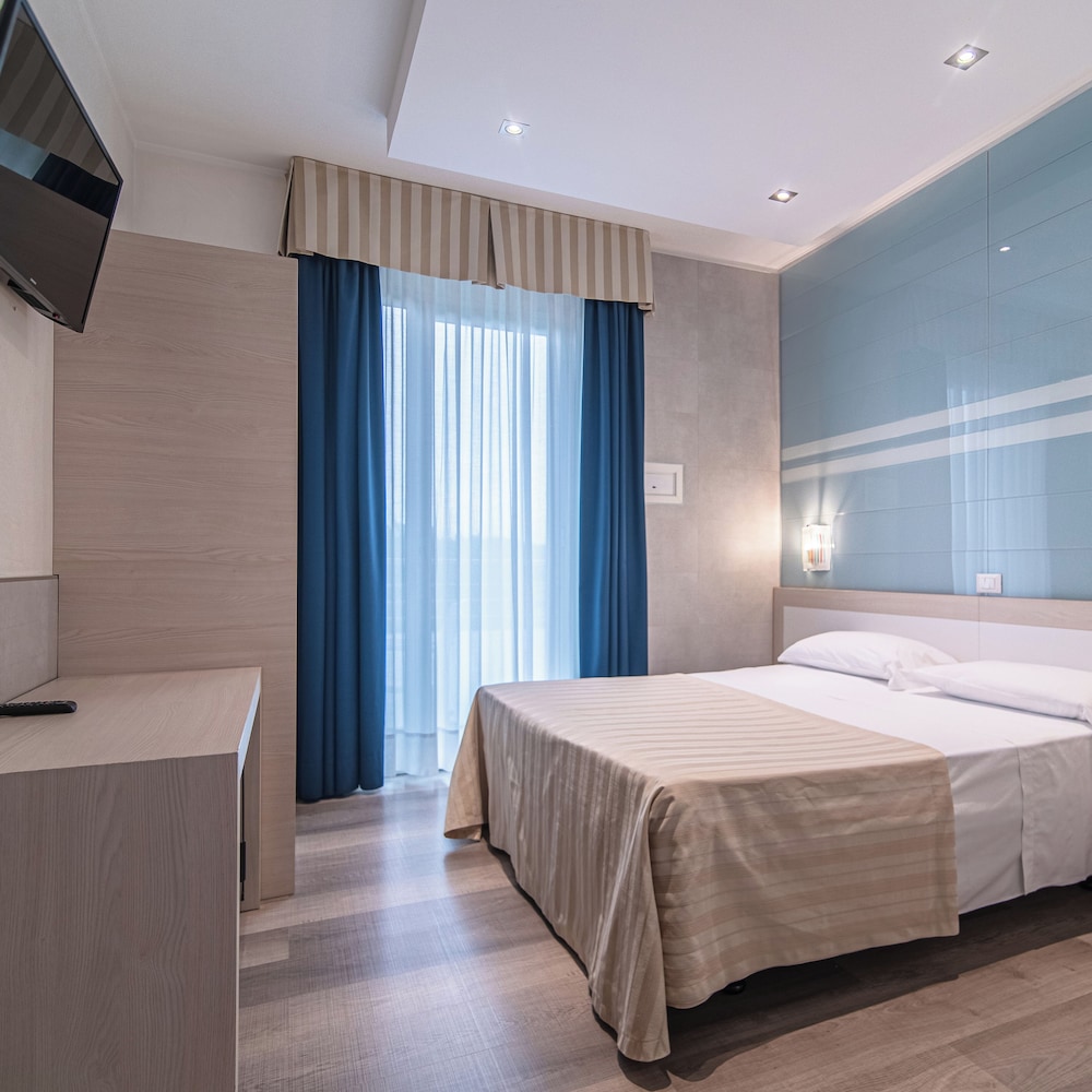 Hotel Colombo — Hotel rooms in Jesolo, Veneto