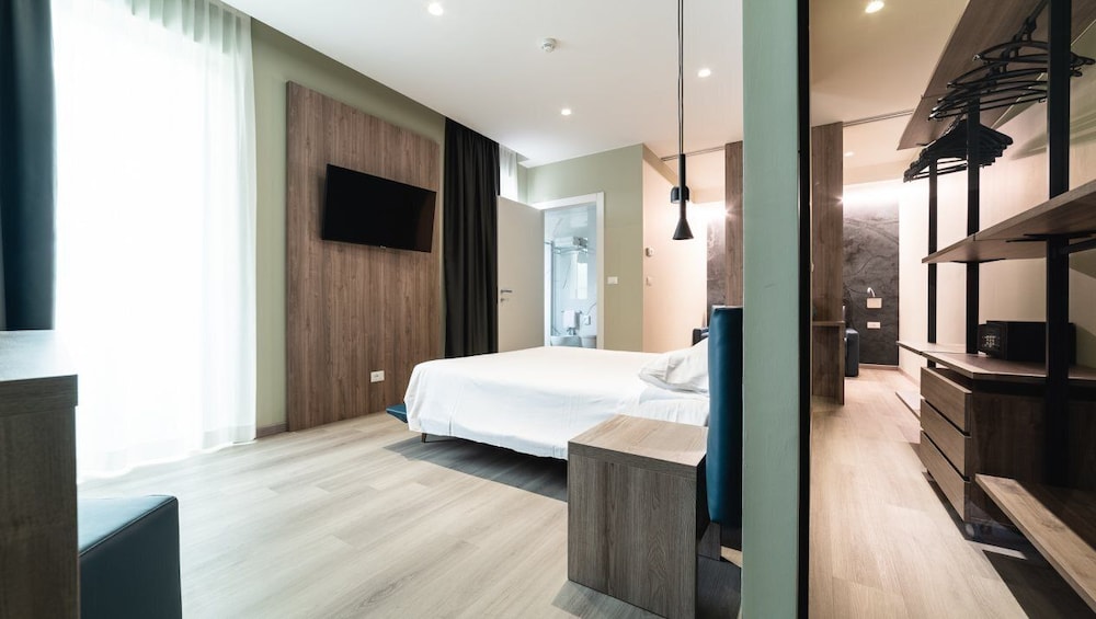 Hotel Colombo — Hotel rooms in Jesolo, Veneto