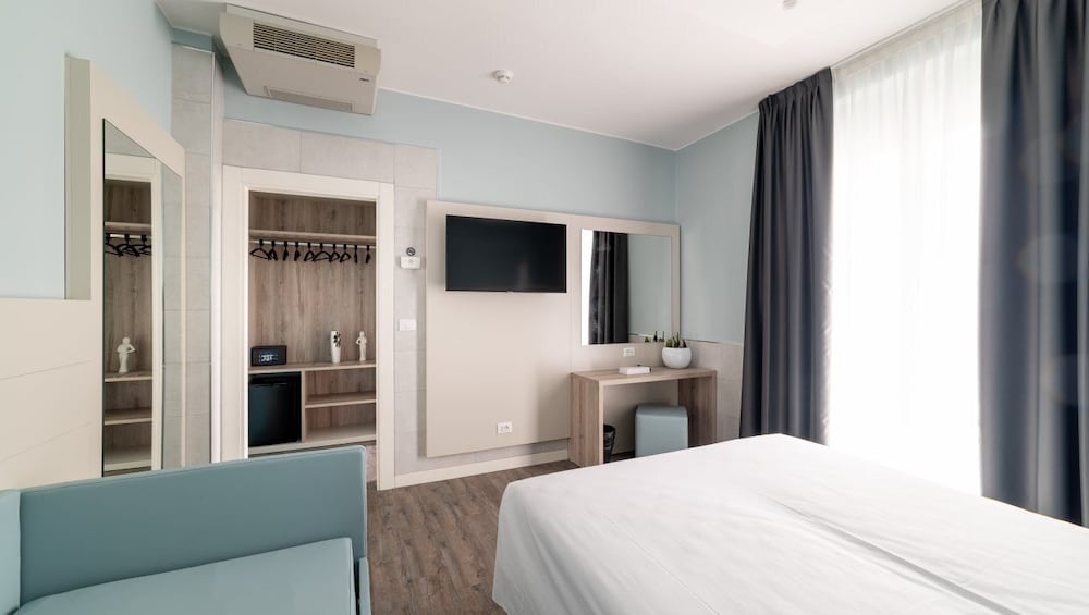 Hotel Colombo — Hotel rooms in Jesolo, Veneto