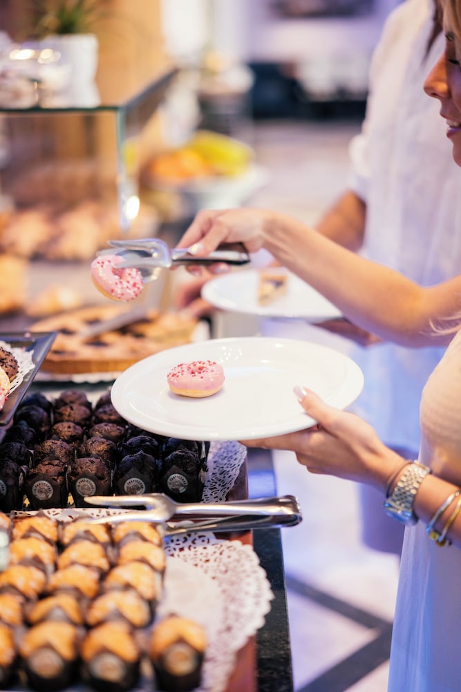 Hotel Colombo — Restaurant & bars in Jesolo, Veneto