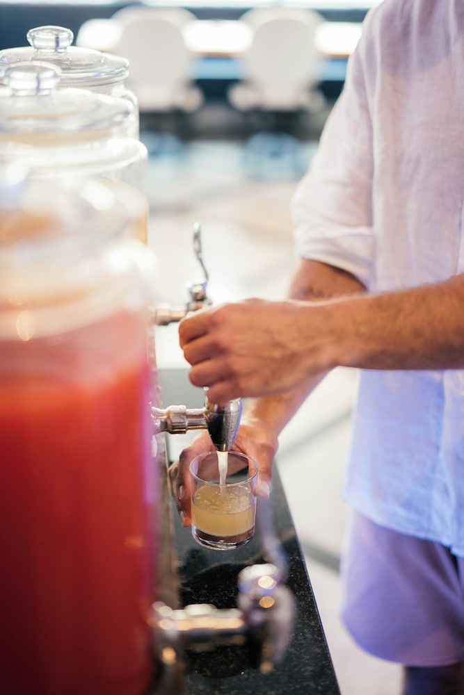 Hotel Colombo — Restaurant & bars in Jesolo, Veneto