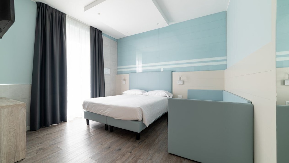 Hotel Colombo — Hotel rooms in Jesolo, Veneto