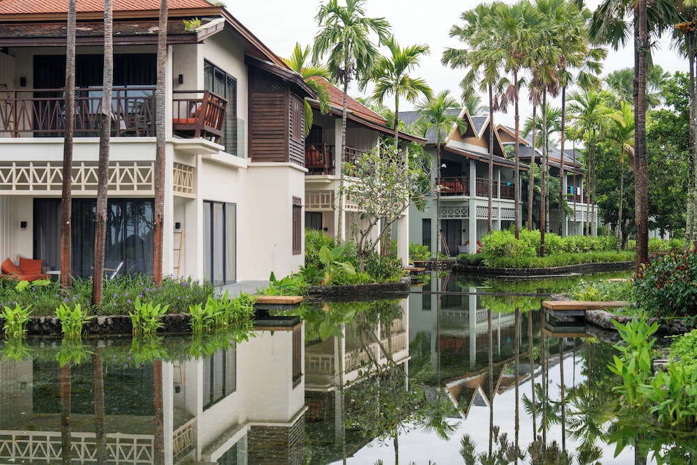 Grand Mercure Khao Lak Bangsak — Hotel building in Khao Lak, Phang Nga