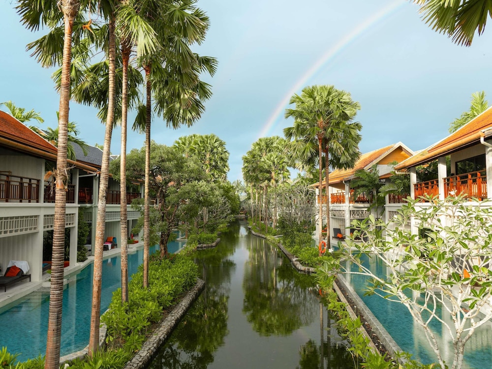 Grand Mercure Khao Lak Bangsak — Hotel building in Khao Lak, Phang Nga