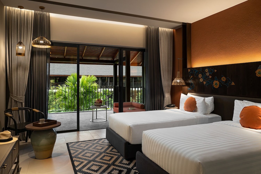 Grand Mercure Khao Lak Bangsak — Hotel rooms in Khao Lak, Phang Nga