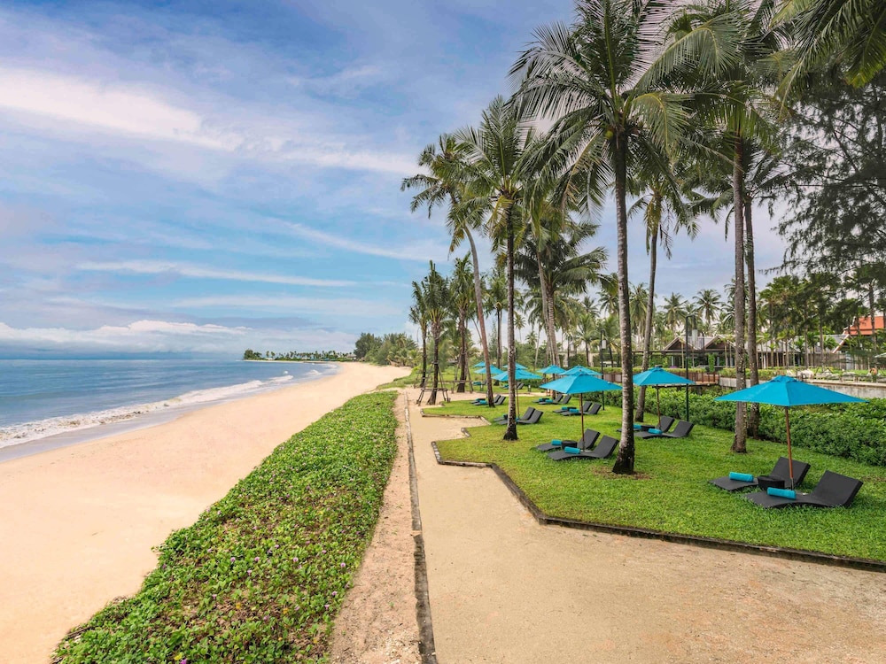Grand Mercure Khao Lak Bangsak — Beach in Khao Lak, Phang Nga