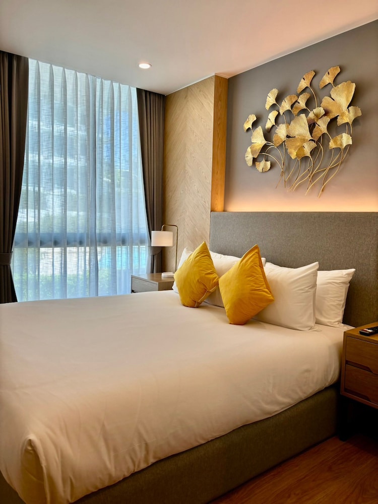 Wyndham La Vita Rawai Phuket — Hotel rooms in Rawai, Phuket Province