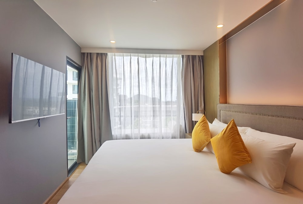Wyndham La Vita Rawai Phuket — Hotel rooms in Rawai, Phuket Province