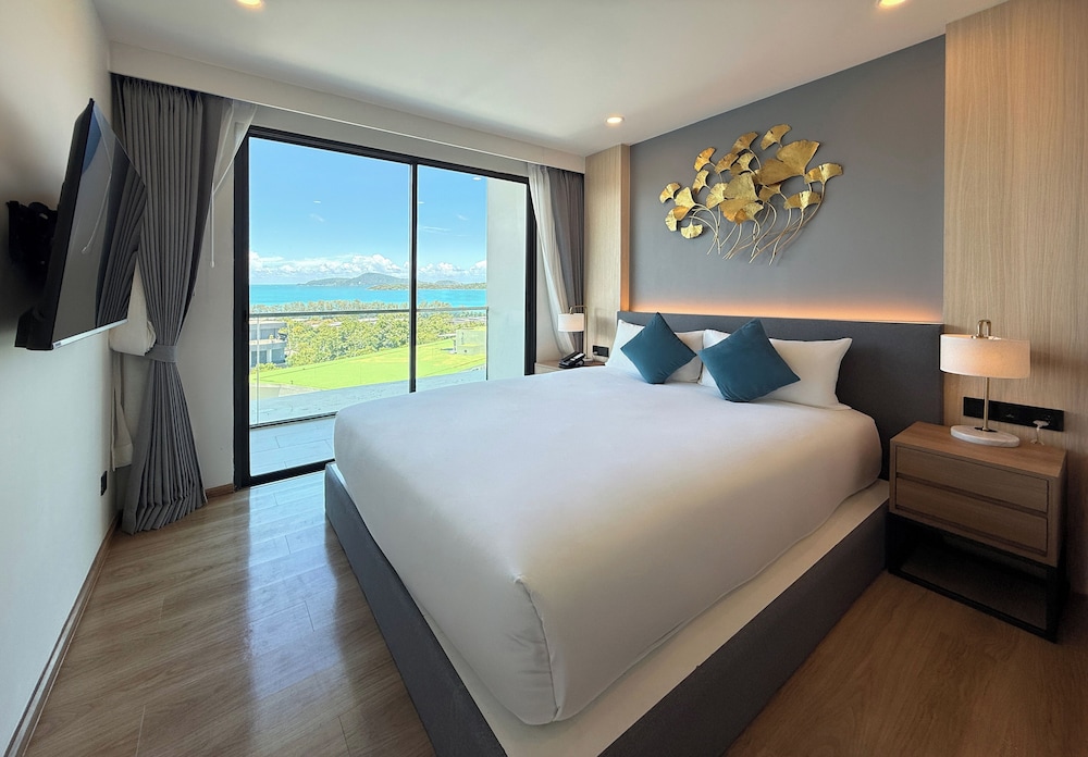 Wyndham La Vita Rawai Phuket — Hotel rooms in Rawai, Phuket Province
