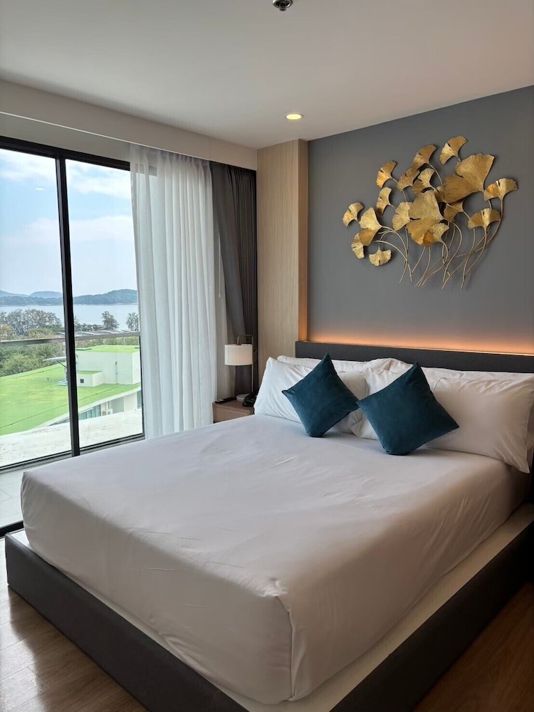 Wyndham La Vita Rawai Phuket — Hotel rooms in Rawai, Phuket Province