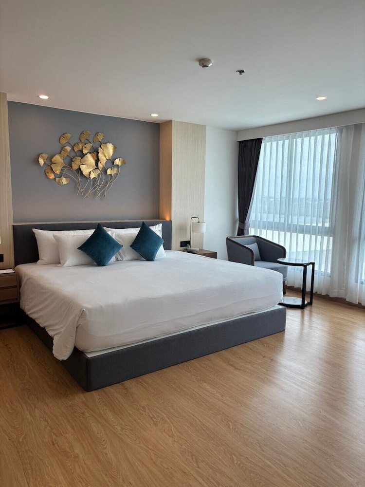 Wyndham La Vita Rawai Phuket — Hotel rooms in Rawai, Phuket Province