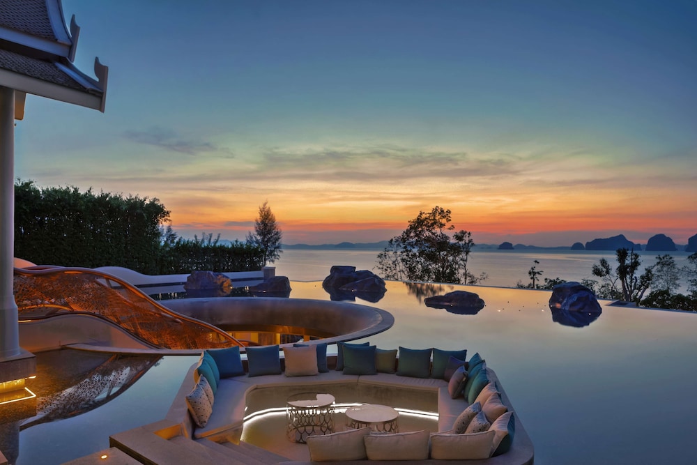 Banyan Tree Krabi — Swimming pool in Nong Thalay, Krabi
