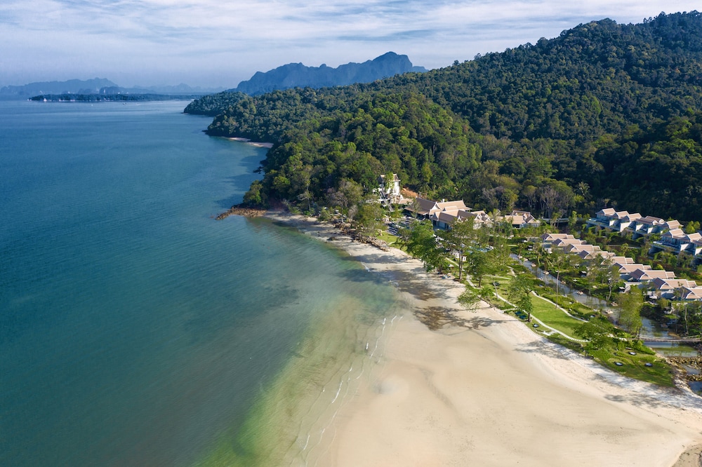 Banyan Tree Krabi — Beach in Nong Thalay, Krabi