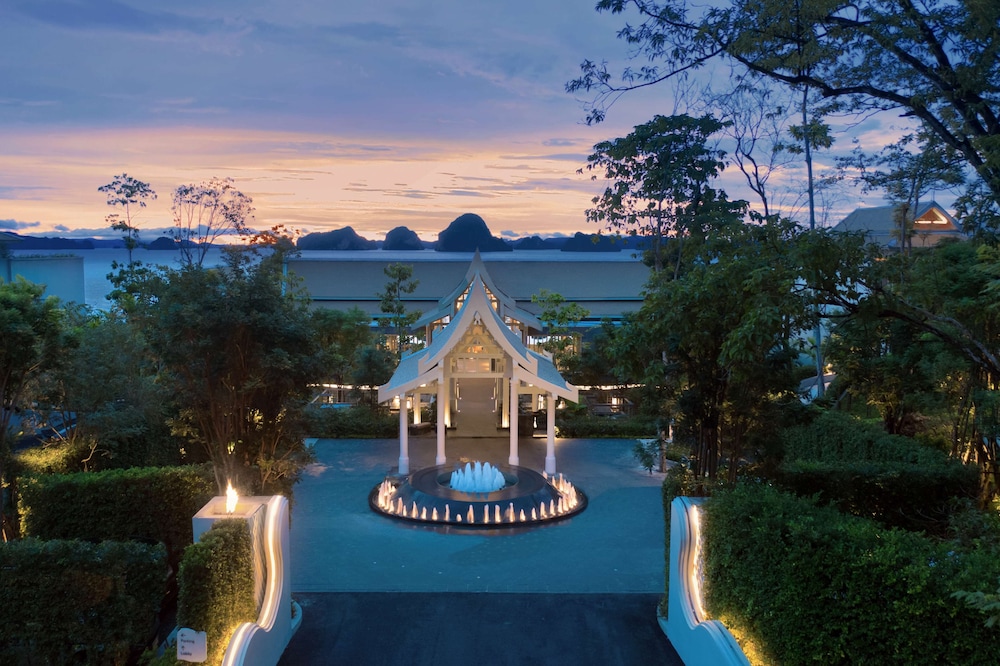 Banyan Tree Krabi — Hotel building in Nong Thalay, Krabi