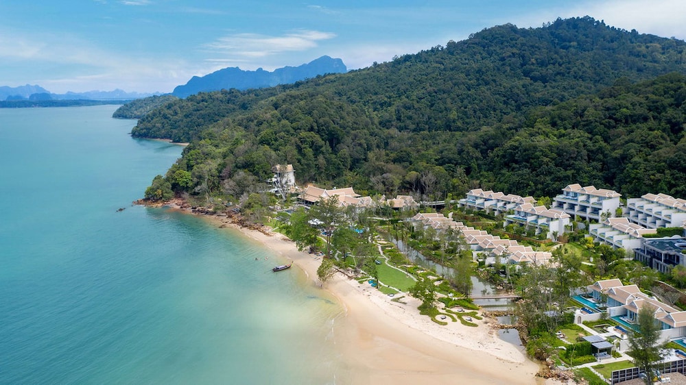 Banyan Tree Krabi — Beach in Nong Thalay, Krabi