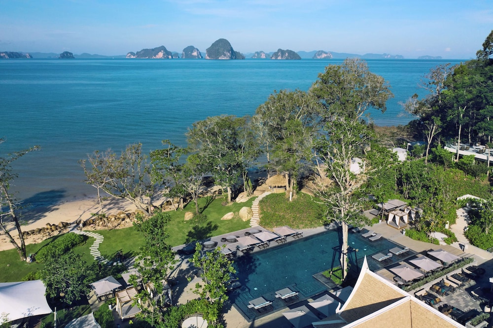 Banyan Tree Krabi — Swimming pool in Nong Thalay, Krabi