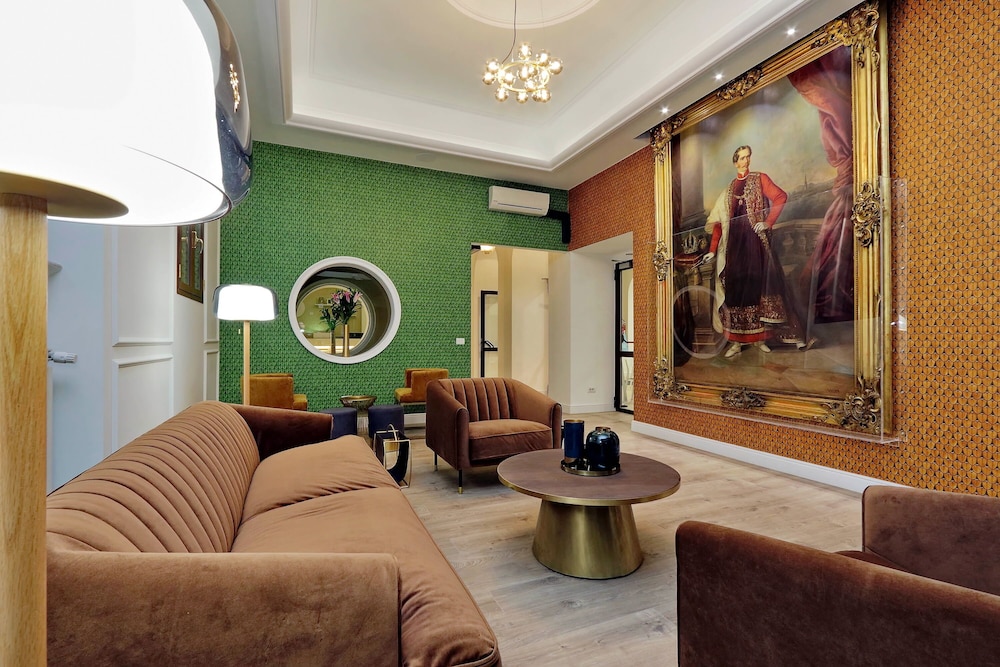 Casa Santa Sofia Hotel — Hotel rooms in Rome, Lazio