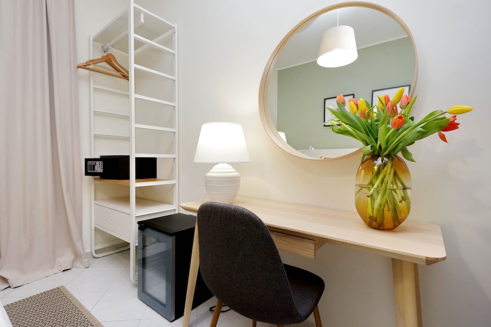 Casa Santa Sofia Hotel — Hotel rooms in Rome, Lazio