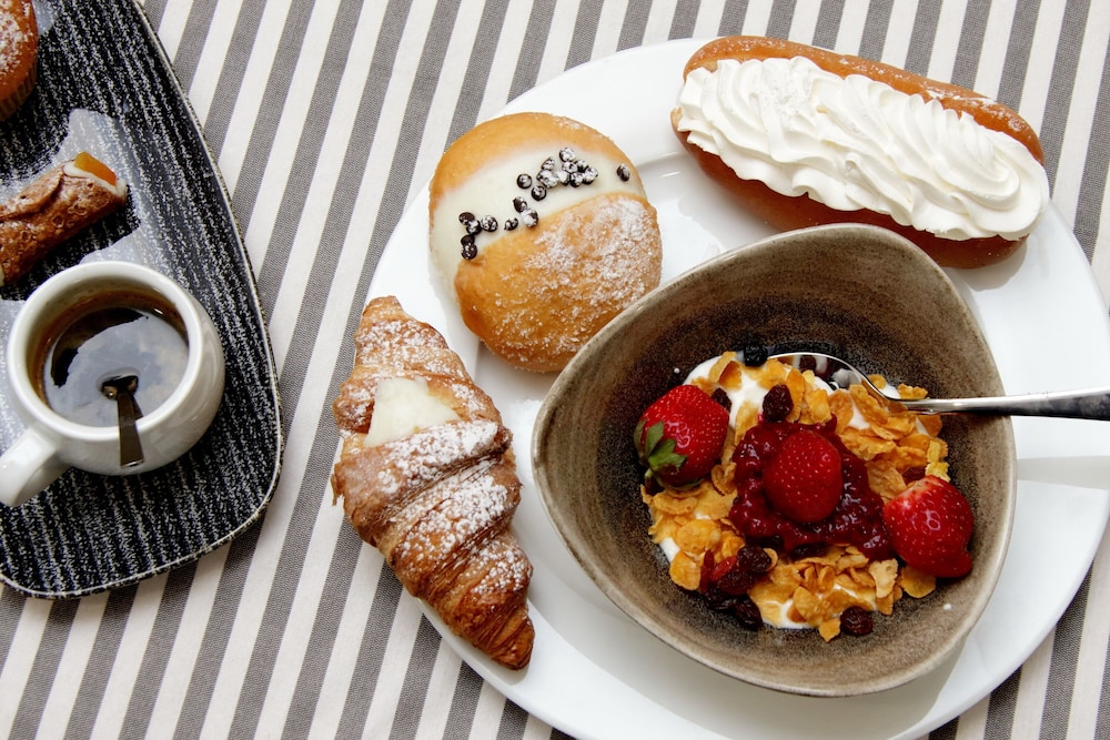 Casa Santa Sofia Hotel — Restaurant & bars in Rome, Lazio