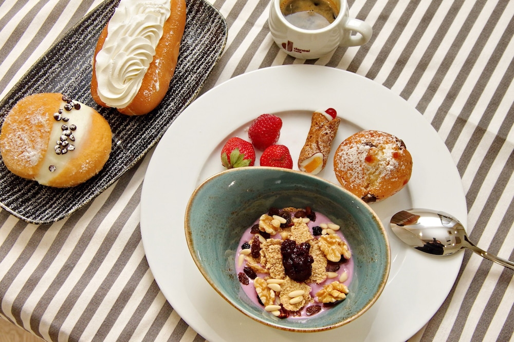 Casa Santa Sofia Hotel — Restaurant & bars in Rome, Lazio