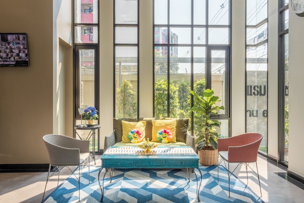 Casaluxe Hotel Ratchada — Hotel rooms in Bangkok, Bangkok
