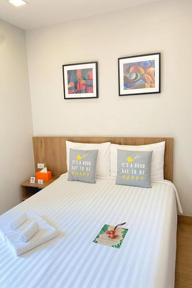 Casaluxe Hotel Ratchada — Hotel rooms in Bangkok, Bangkok
