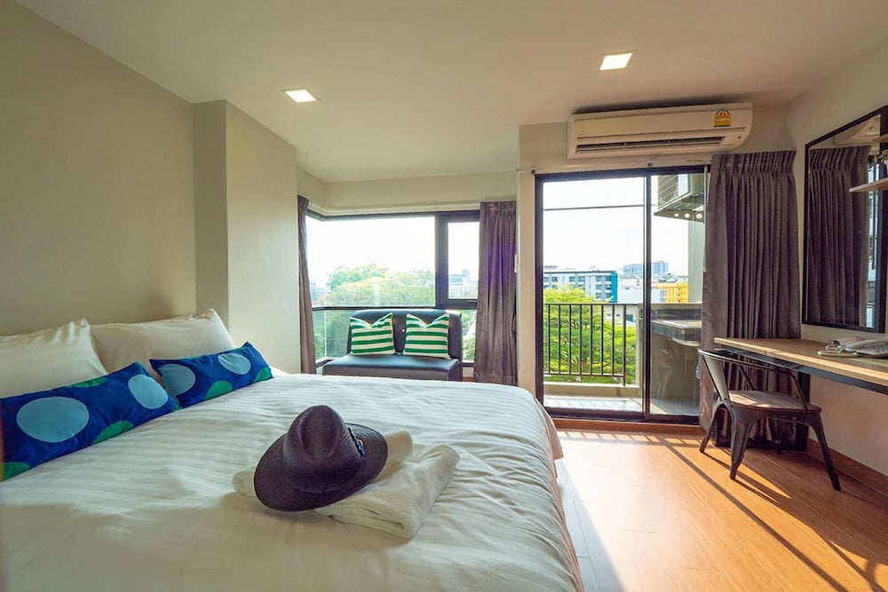 Casaluxe Hotel Ratchada — Hotel rooms in Bangkok, Bangkok