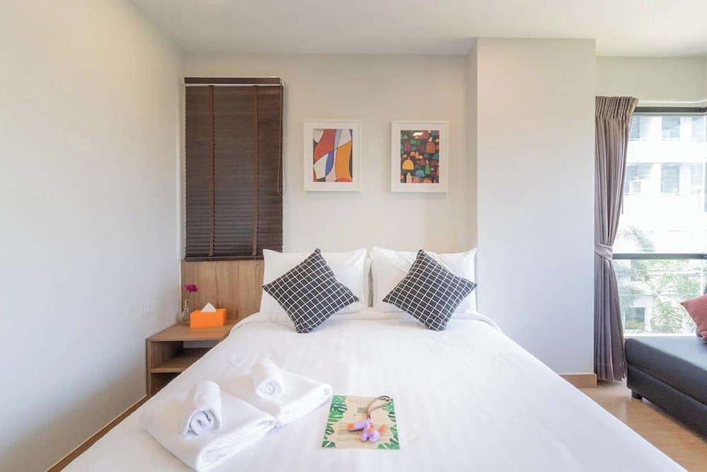 Casaluxe Hotel Ratchada — Hotel rooms in Bangkok, Bangkok