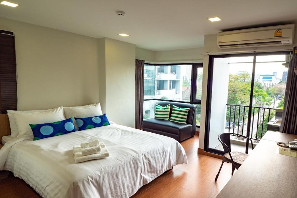 Casaluxe Hotel Ratchada — Hotel rooms in Bangkok, Bangkok