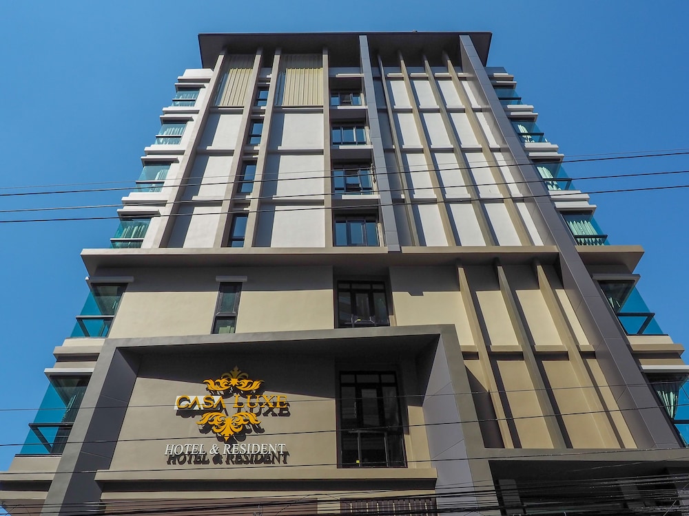 Casaluxe Hotel Ratchada — Hotel building in Bangkok, Bangkok