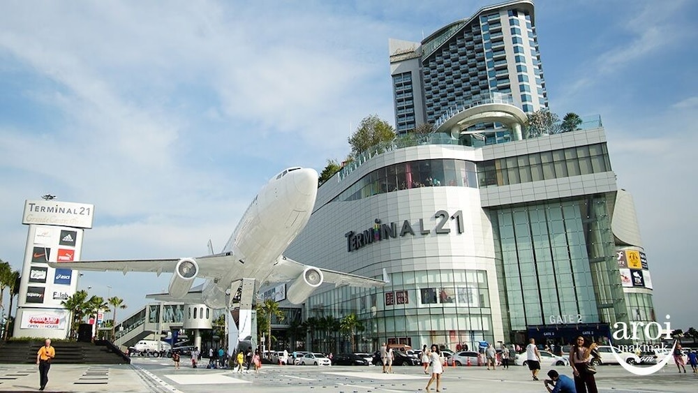 Grande Centre Point Space Pattaya — Attractions in the area in Pattaya, Chonburi