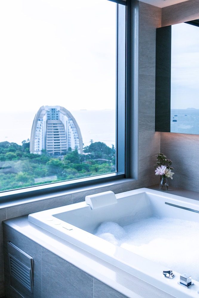 Grande Centre Point Space Pattaya — Hotel rooms in Pattaya, Chonburi