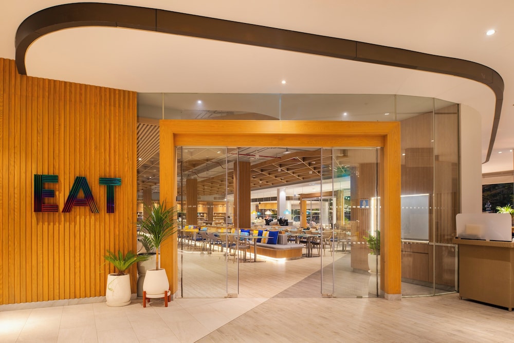 OZO North Pattaya — Restaurant & bars in Pattaya, Chonburi