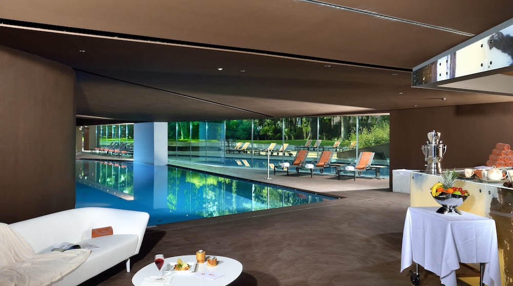 Lido Palace - The Leading Hotels of the World — Swimming pool in Riva del Garda, Trentino-Alto Adige