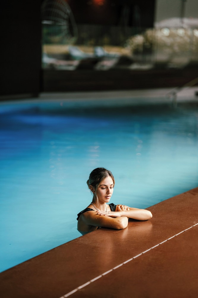 Lido Palace - The Leading Hotels of the World — Swimming pool in Riva del Garda, Trentino-Alto Adige