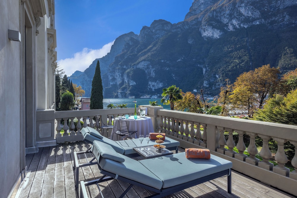 Lido Palace - The Leading Hotels of the World — Hotel rooms in Riva del Garda, Trentino-Alto Adige
