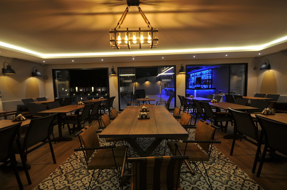 Club Sema Suite Hotel — Restaurant & bars in Marmaris, Mugla