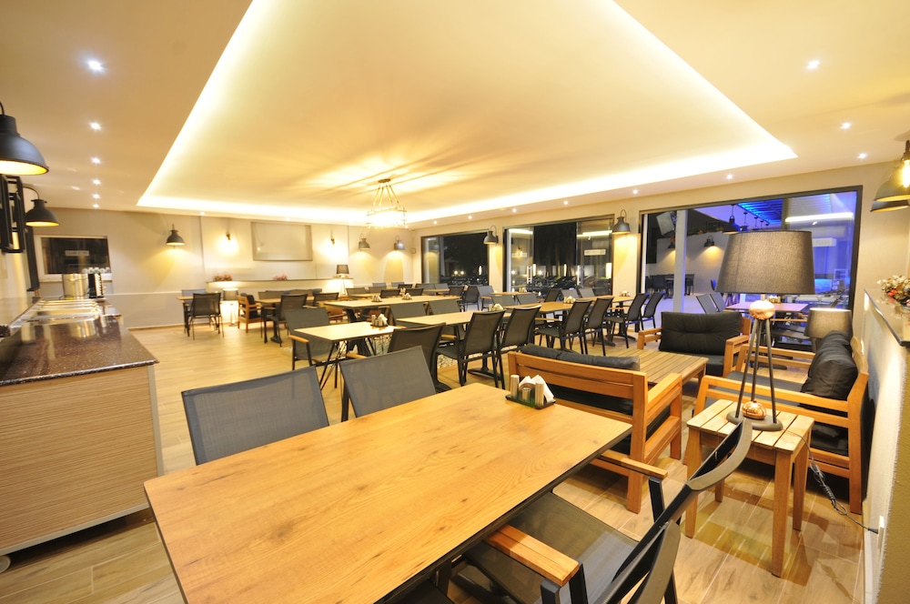 Club Sema Suite Hotel — Restaurant & bars in Marmaris, Mugla
