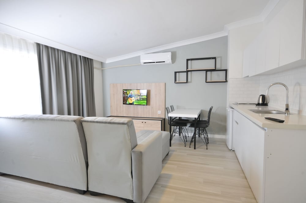 Club Sema Suite Hotel — Hotel rooms in Marmaris, Mugla
