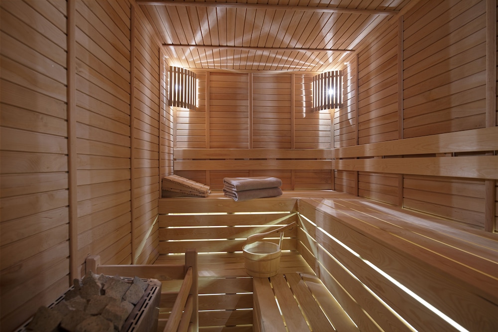 Lucky Monkey Hotel — Spa in Antalya