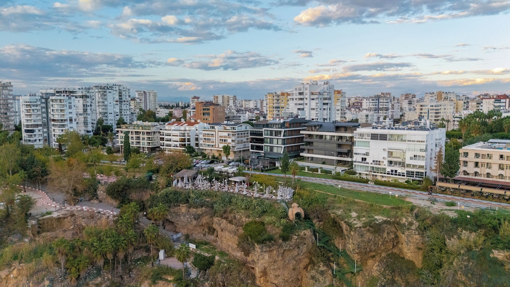 Lucky Monkey Hotel — Attractions in the area in Antalya