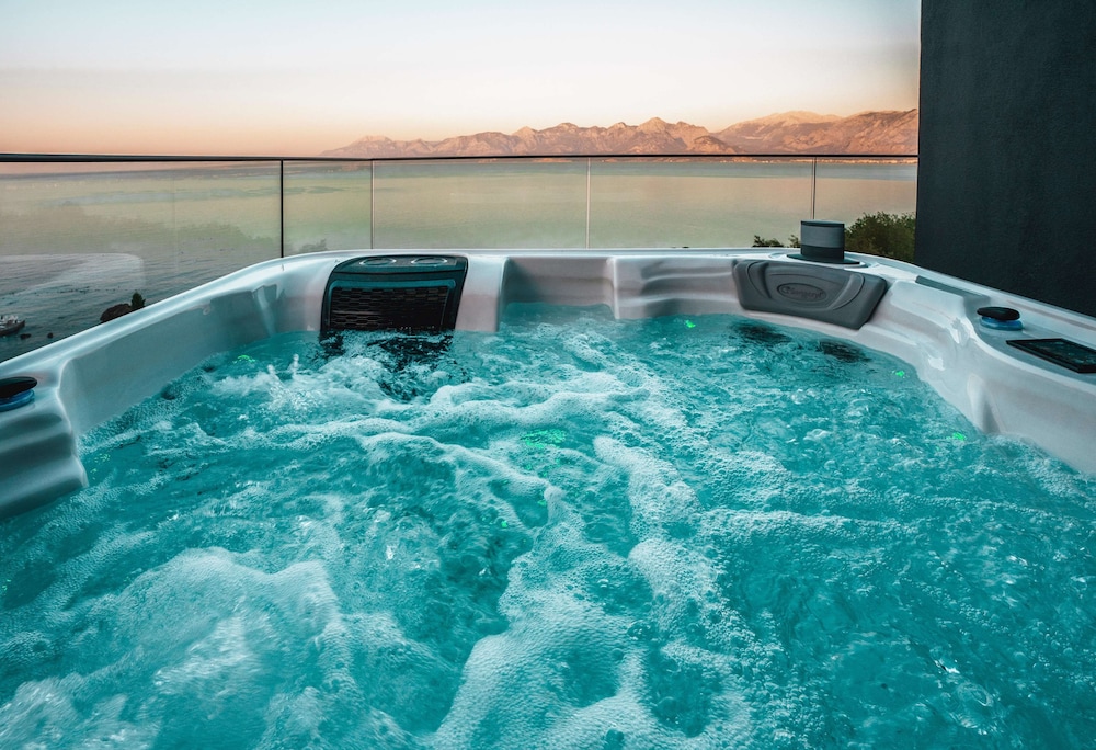 Lucky Monkey Hotel — Spa in Antalya